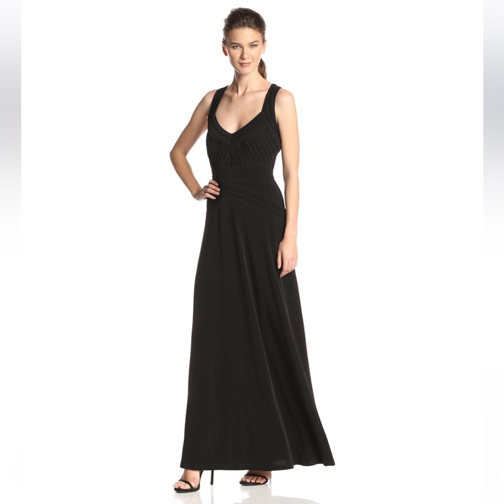 Calvin Klein Sleeveless Banded Bodice Gown Black 10 NWT